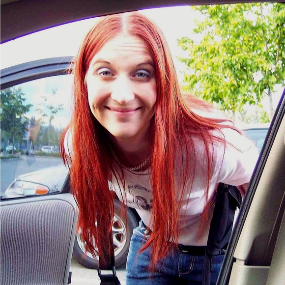 Meet your Posher, Johy - Picture 2 of 2